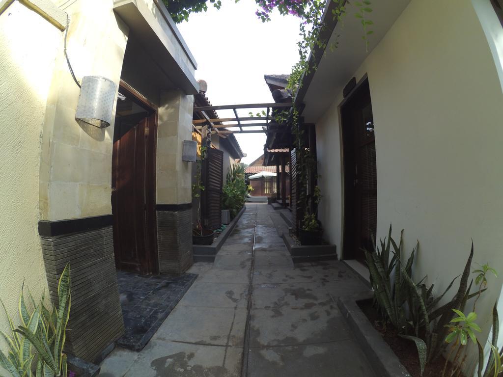 Drupadi Bungalows Gili Trawangan Esterno foto