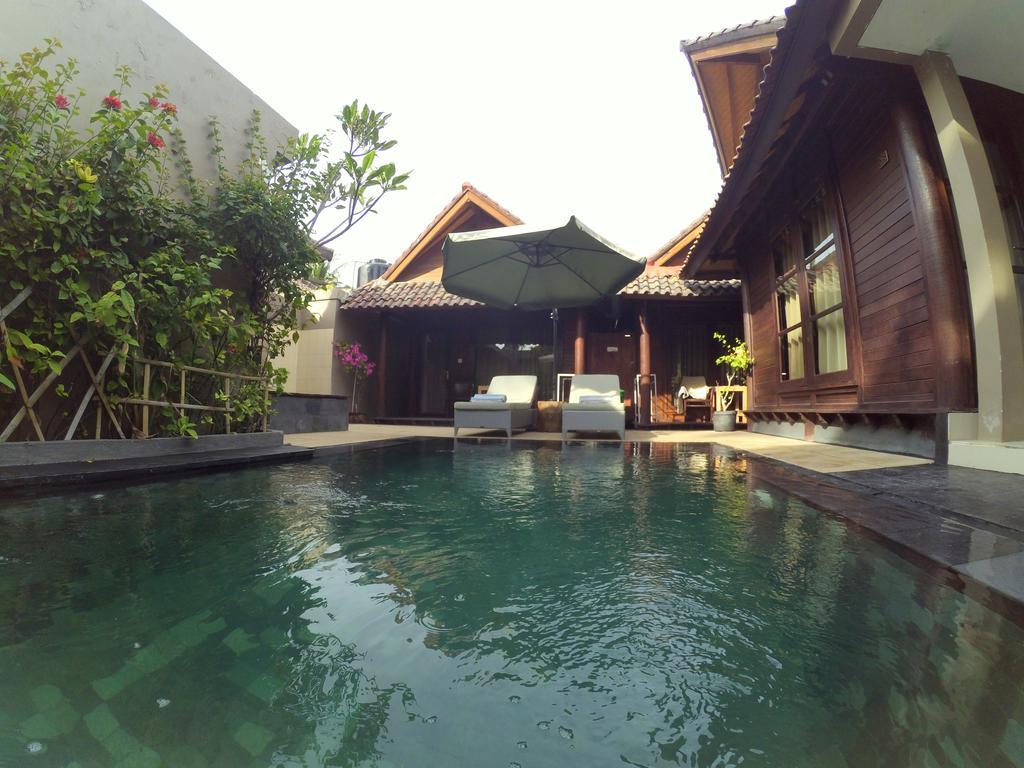 Drupadi Bungalows Gili Trawangan Esterno foto